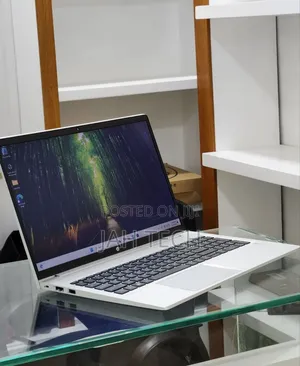 New Laptop HP ProBook 450 G8 16GB Intel Core i5 SSD 256GB