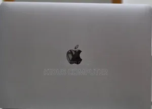 New Laptop Apple MacBook Air 8GB Apple M1 SSD 256GB