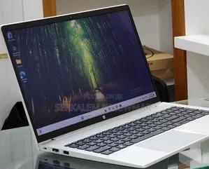 New Laptop HP ProBook 450 G8 16GB Intel Core i5 SSD 256GB