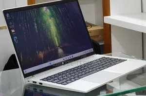 New Laptop HP ProBook 450 G8 16GB Intel Core i5 SSD 256GB