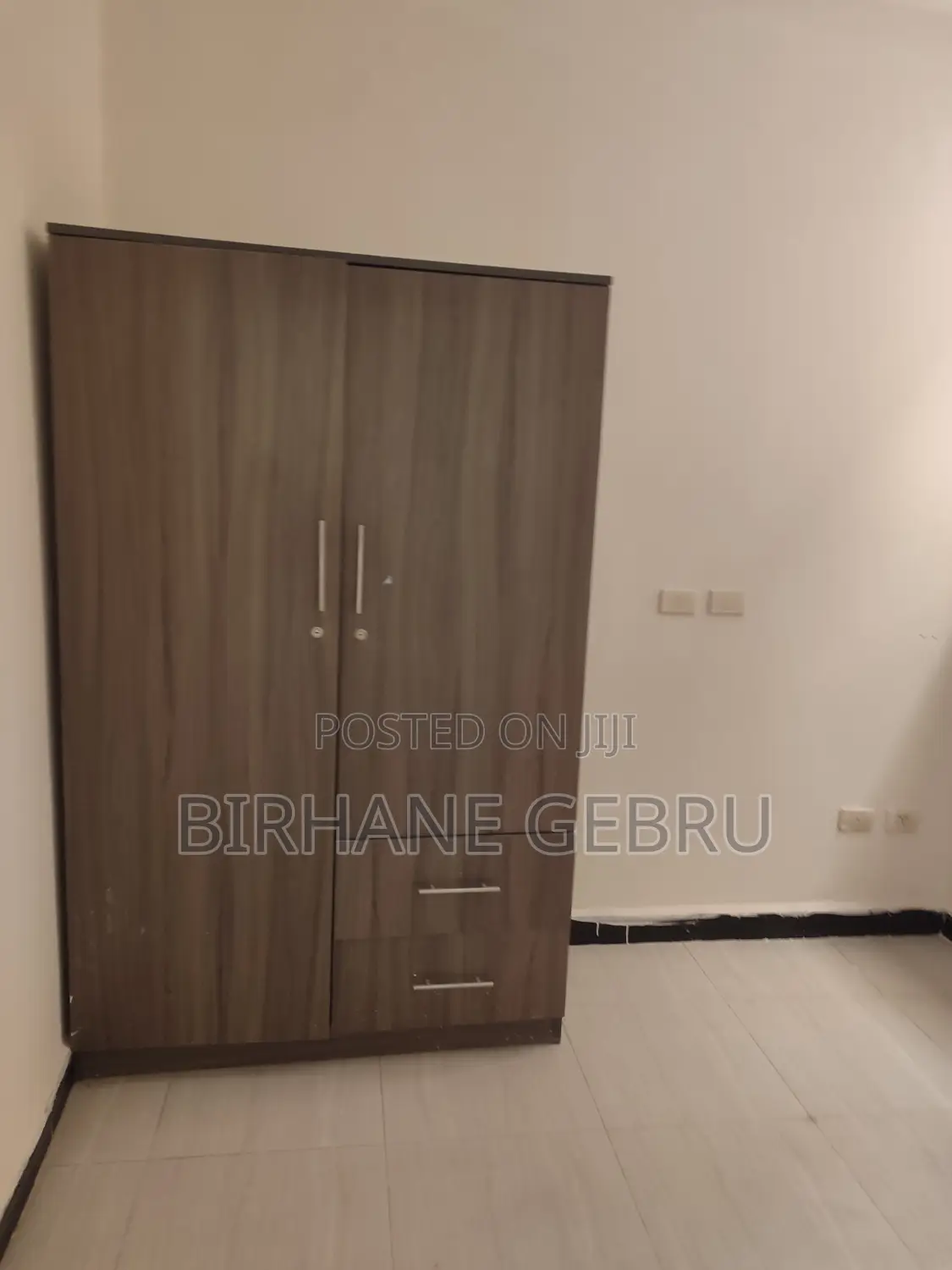 8bdrm House in G+2 House, Nifas Silk-Lafto for rent