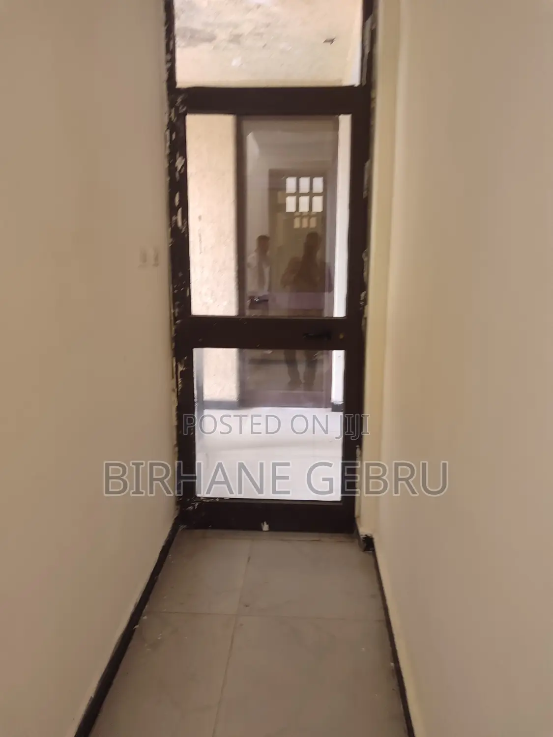 8bdrm House in G+2 House, Nifas Silk-Lafto for rent