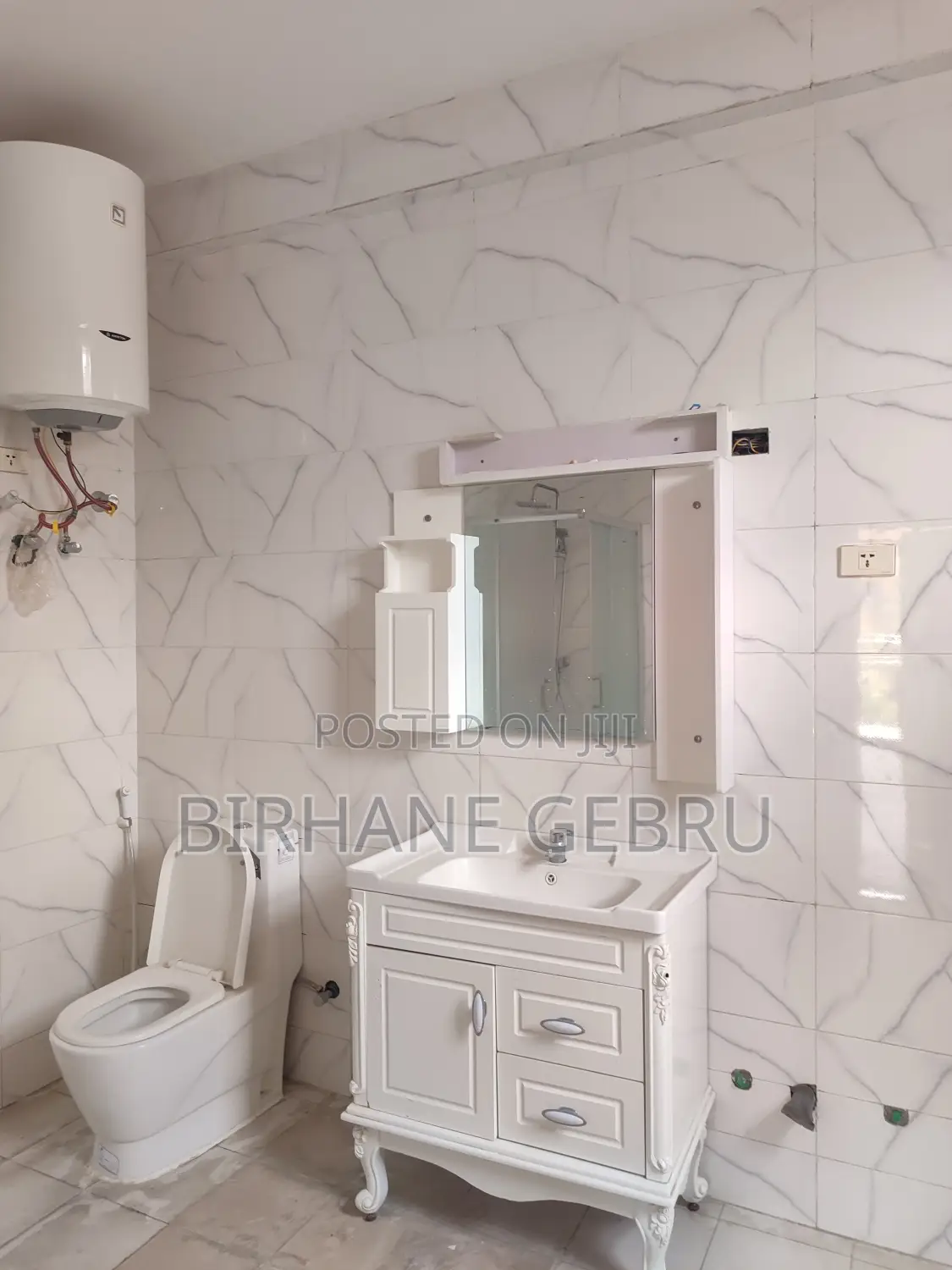 8bdrm House in G+2 House, Nifas Silk-Lafto for rent