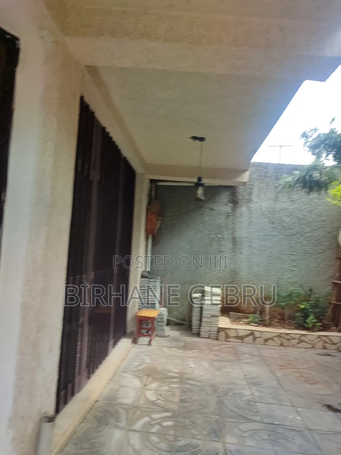 8bdrm House in G+2 House, Nifas Silk-Lafto for rent