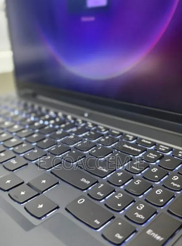 New Laptop Lenovo Legion 5 24GB Intel Core i7 SSD 1T