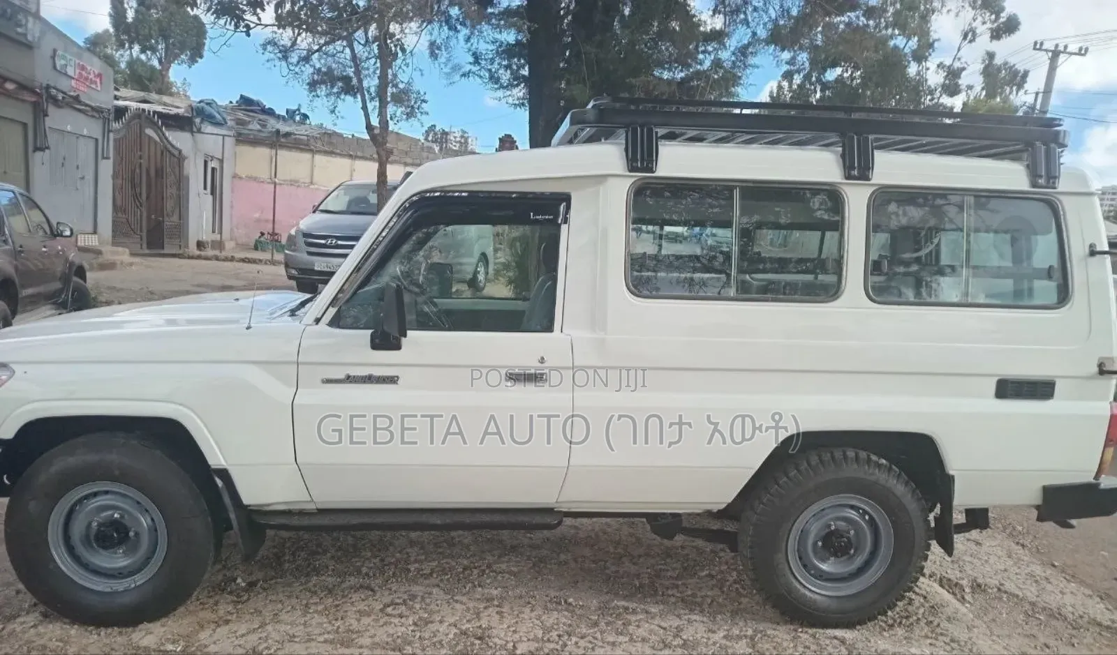 Toyota Land Cruiser 2008 White