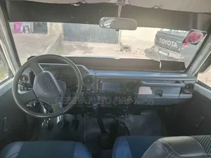 Toyota Land Cruiser 2008 White
