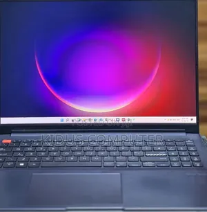New Laptop Asus ZenBook 13 UX331UN 16GB Intel Core i7 SSD 512GB
