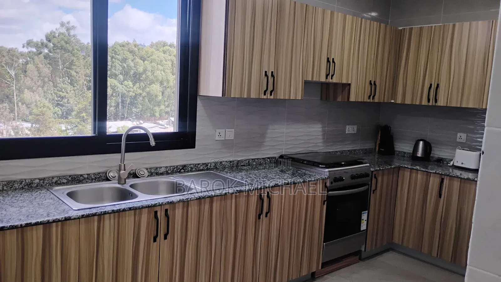 Furnished 3bdrm Apartment in Bole for rent