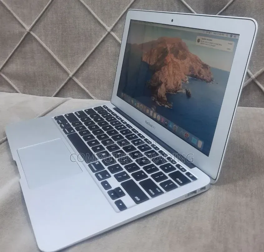 Laptop Apple MacBook Air 2015 4GB Intel Core i5 SSD 256GB