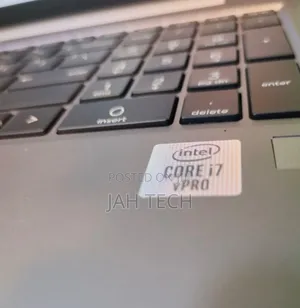 New Laptop HP ZBook Firefly 15 G7 16GB Intel Core i7 SSD 1T