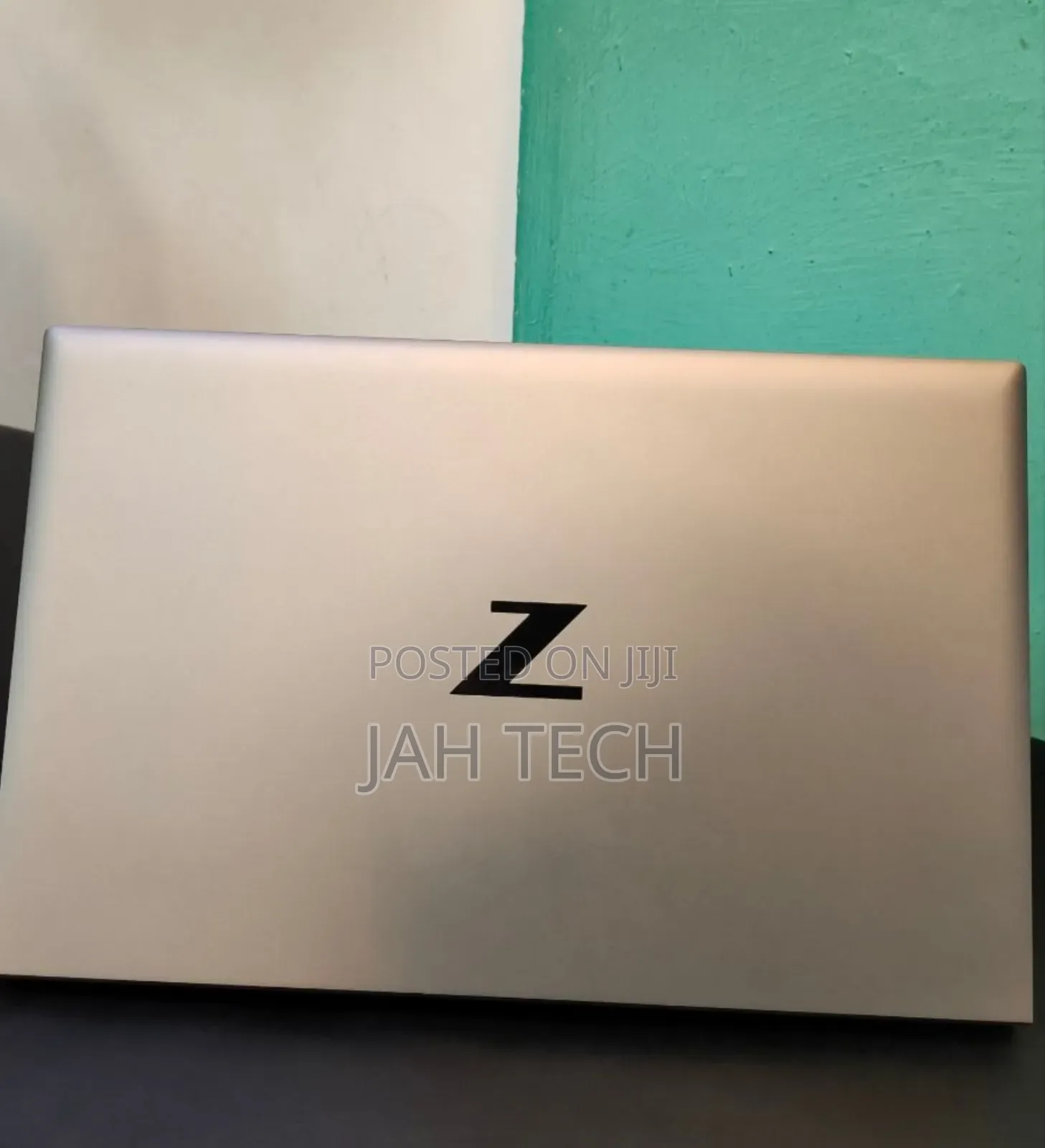 New Laptop HP ZBook Firefly 15 G7 16GB Intel Core i7 SSD 1T