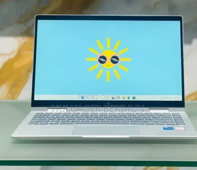 New Laptop HP Envy X360 8GB Intel Core i5 SSD 512GB