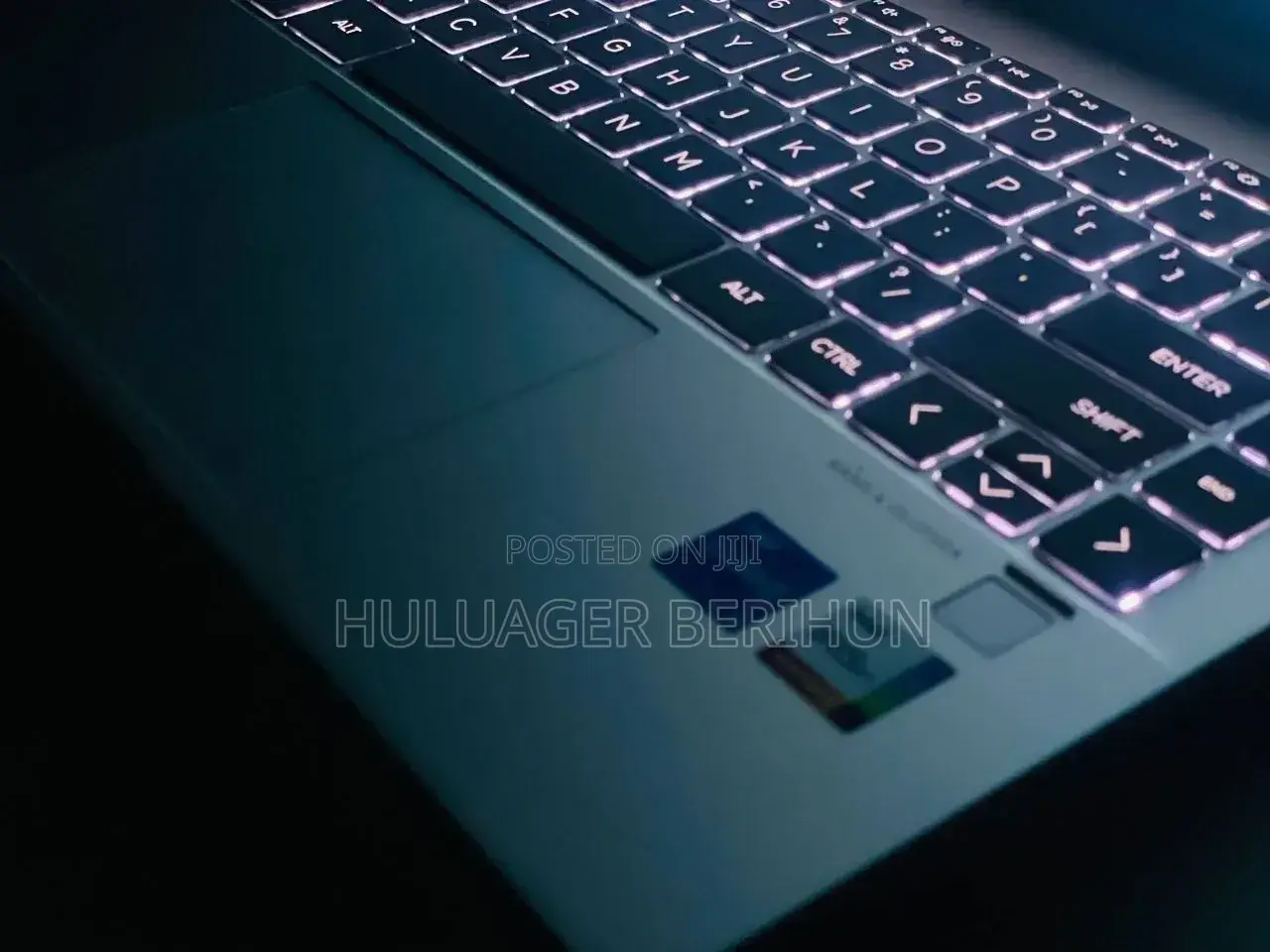 New Laptop HP Envy X360 8GB Intel Core i5 SSD 512GB