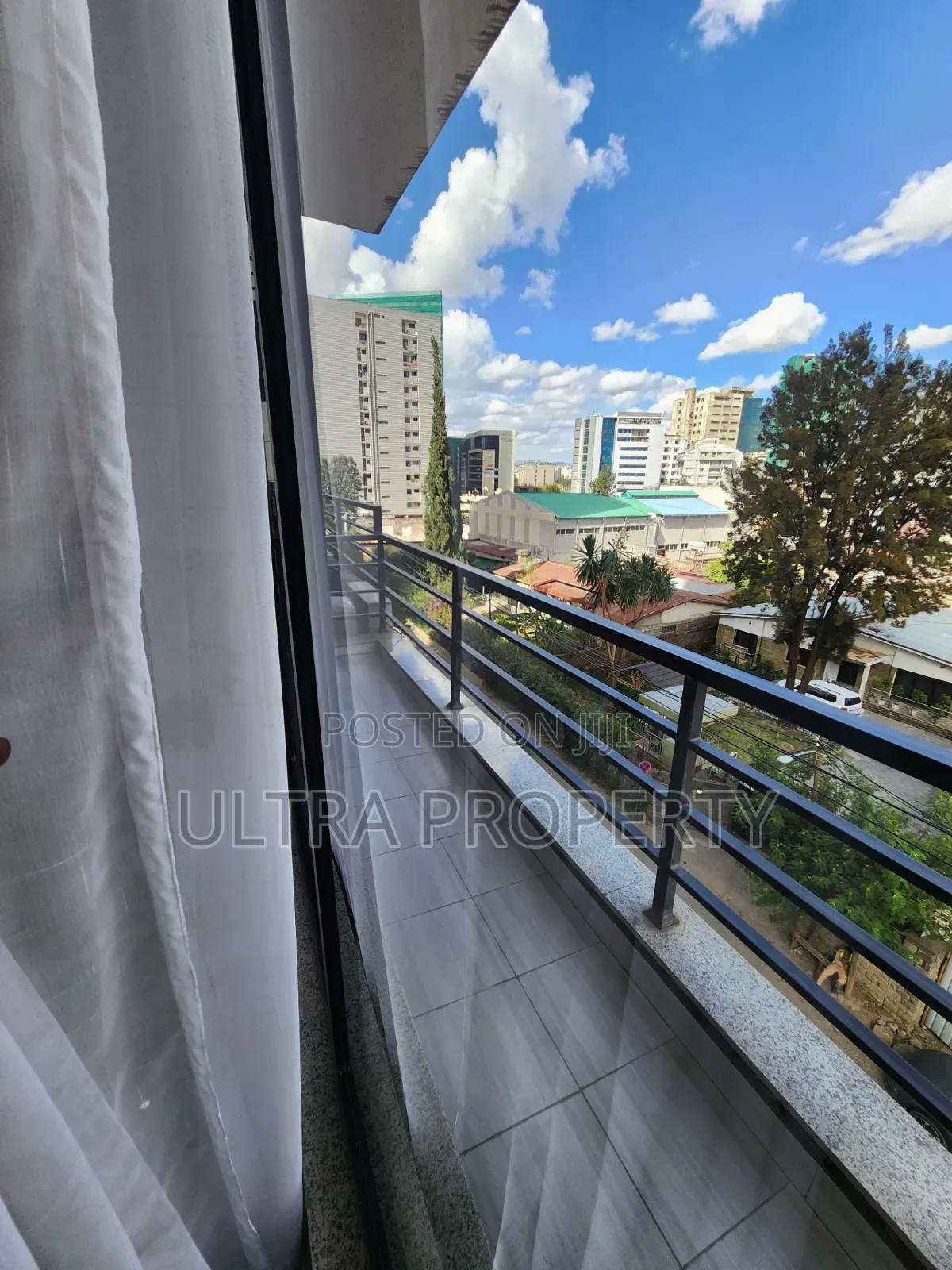 Furnished 2bdrm Apartment in Bole for sale