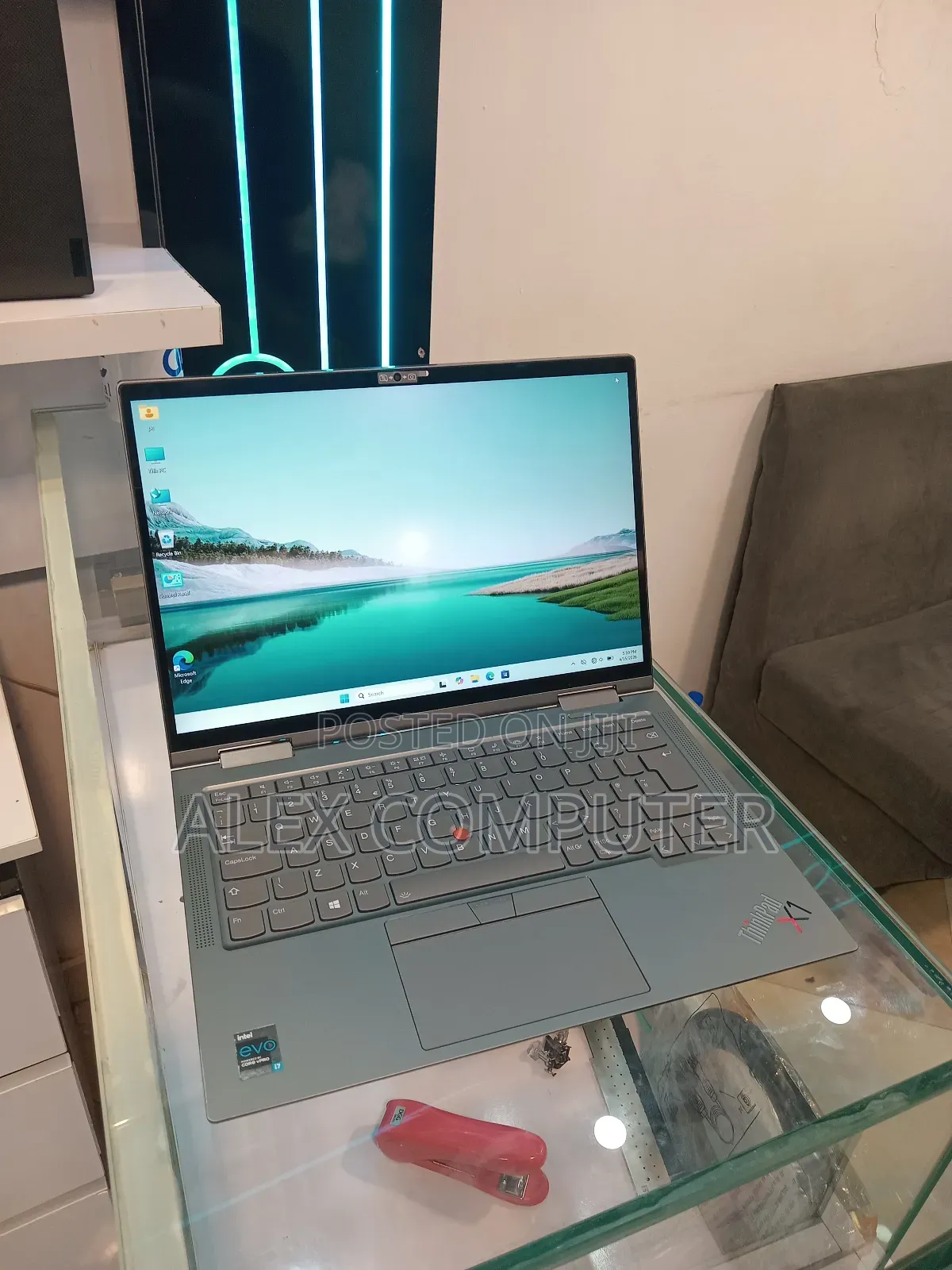 New Laptop Lenovo Thinkpad X1 Yoga 16GB Intel Core i7 SSD 512GB