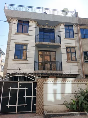 6bdrm Block of Flats in Nifas Silk-Lafto for sale