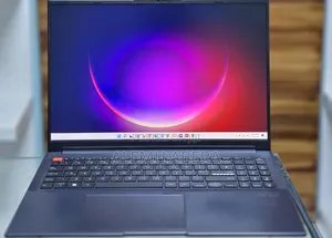 New Laptop Asus ZenBook Pro 15 UX535L 16GB Intel Core i7 SSD 512GB