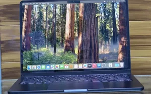 New Laptop Apple MacBook Air 2025 M4 13-inch 16GB Apple M4 SSD 256GB