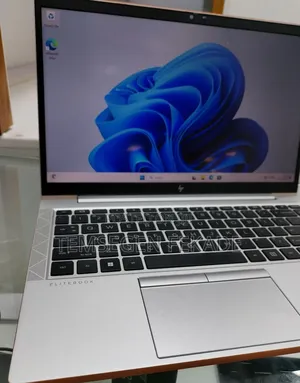 New Laptop HP EliteBook 840 G8 16GB Intel Core i5 SSD 512GB