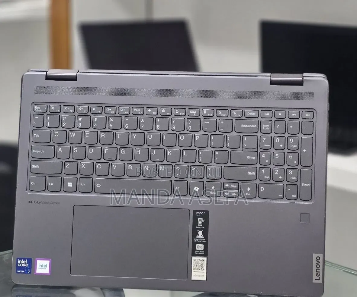 New Laptop Lenovo Yoga 7i 16GB Intel Core Ultra 7 SSD 512GB