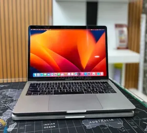 New Laptop Apple MacBook Pro 2017 16GB Intel Core i5 SSD 256GB