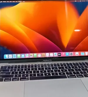 New Laptop Apple MacBook Pro M1 16GB Intel Core i5 SSD 256GB