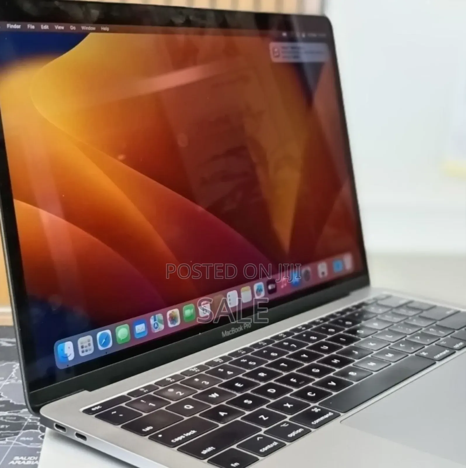 New Laptop Apple MacBook Pro M1 16GB Intel Core i5 SSD 256GB