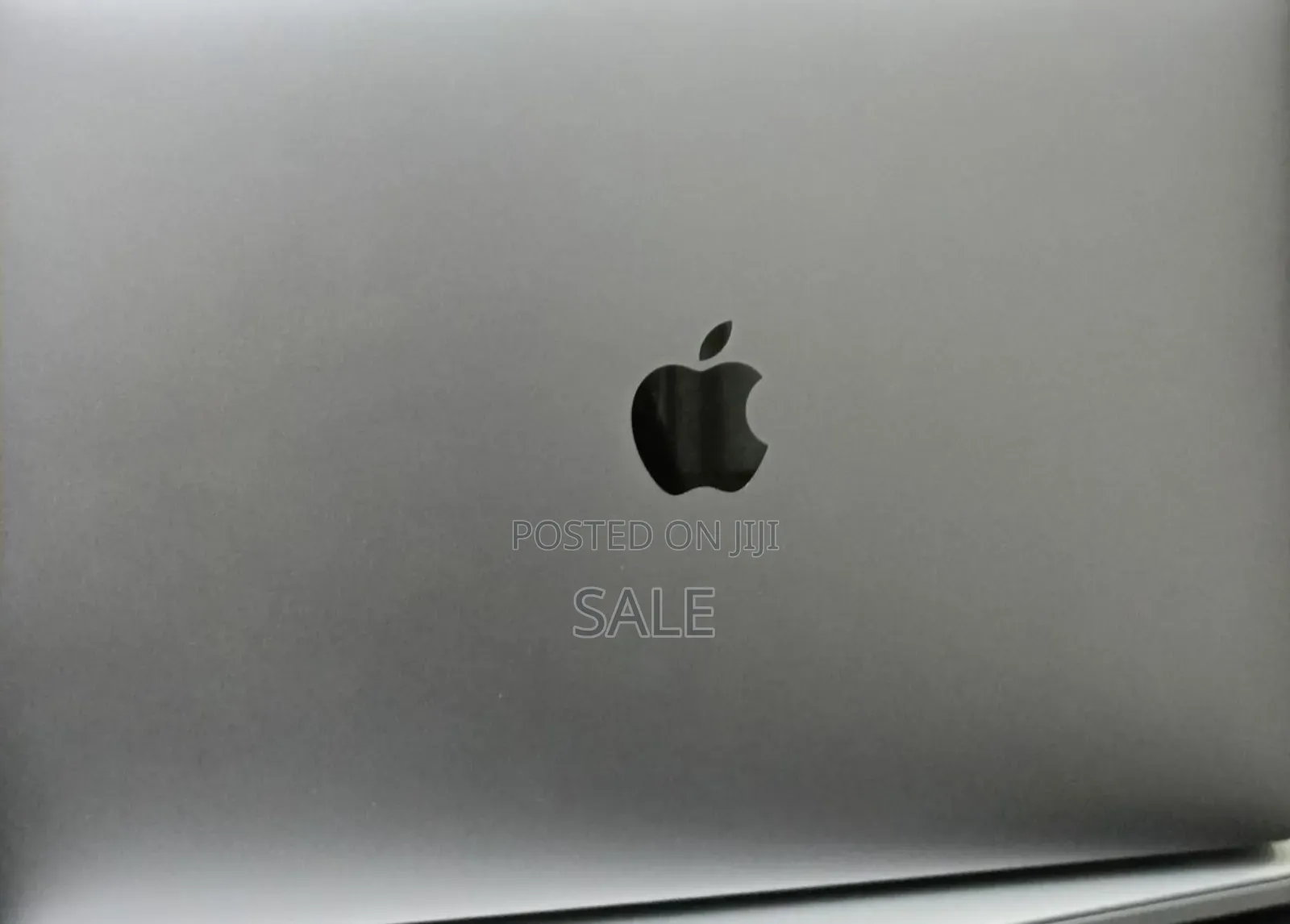 New Laptop Apple MacBook Pro M1 16GB Intel Core i5 SSD 256GB