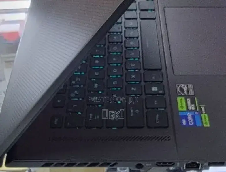 New Laptop Asus ROG Zephyrus G16 16GB Intel Core i7 SSD 512GB