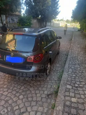 Volkswagen Suran 2008 Gray