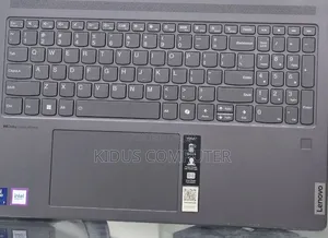 New Laptop Lenovo Yoga 7i 16GB Intel Core Ultra 7 SSD 512GB