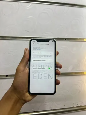 Apple iPhone 11 128 GB White