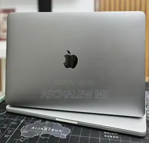 New Laptop Apple MacBook Pro 2017 16GB Intel Core i5 SSD 512GB