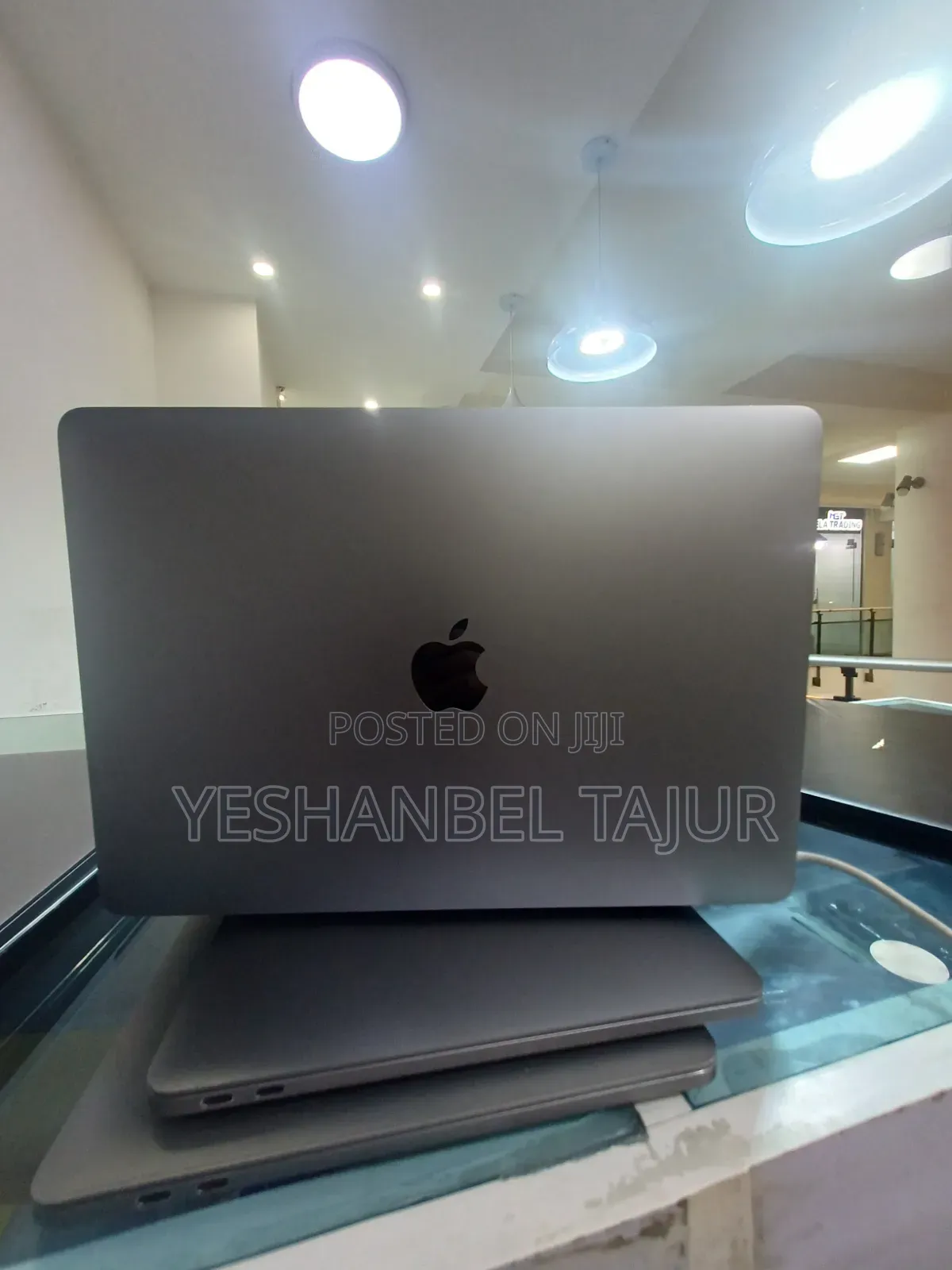 New Laptop Apple MacBook Pro M1 16GB Intel Core i5 SSD 512GB