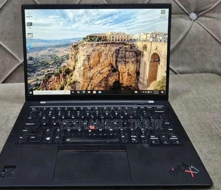 New Laptop Lenovo ThinkPad X1 Carbon 16GB Intel Core i7 SSD 512GB