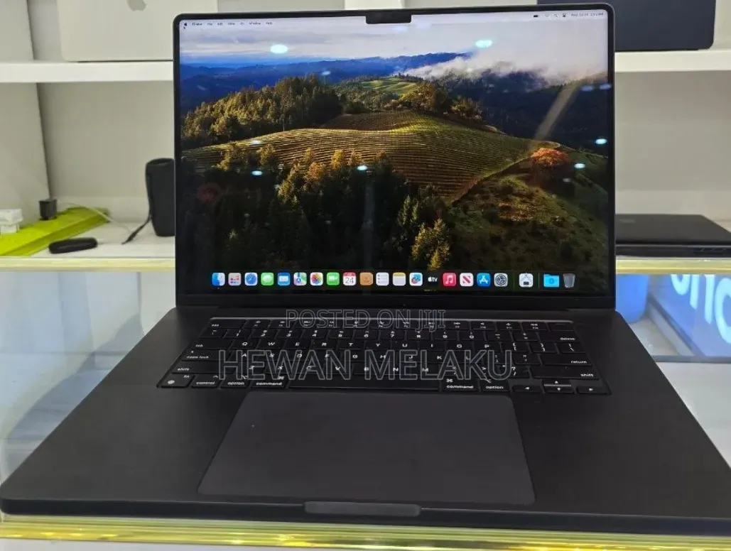 New Apple MacBook Pro 2023 M3 Pro 16-inch 36GB Apple M3 Pro SSD 512GB