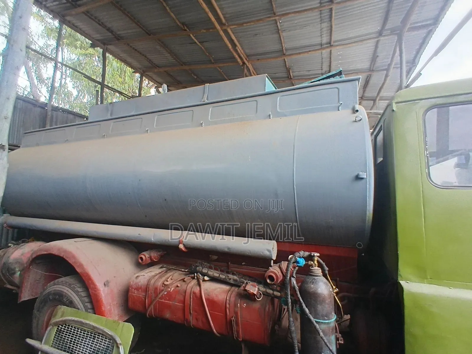 Magirus-Deutz Water Tanker Truck (Classic Heavy Duty)