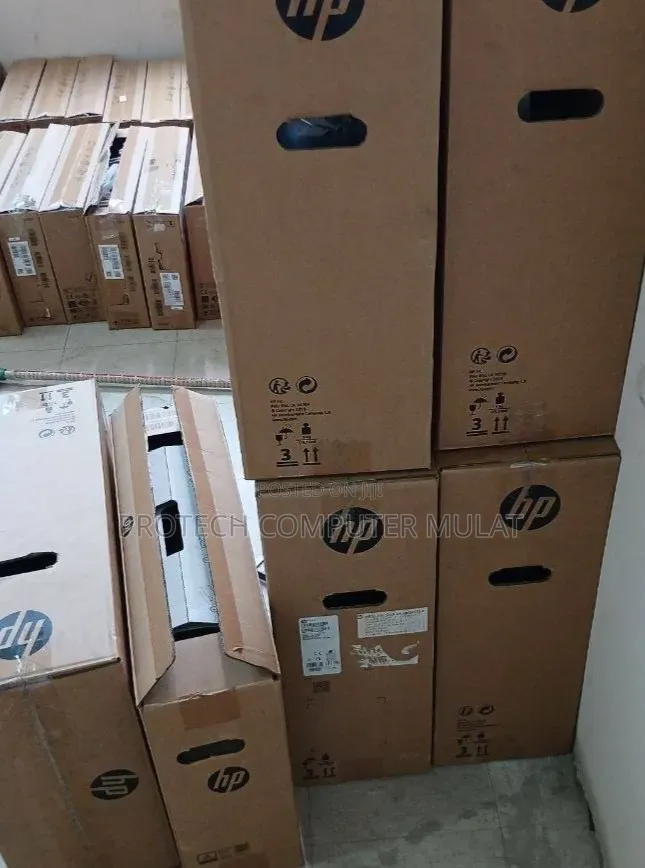 New Desktop Computer HP 200 G4 All-in-One 16GB Intel Core i7 HDD+SSD 1T