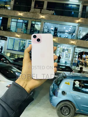 Apple iPhone 15 Plus 128 GB Pink