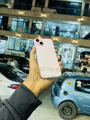 Apple iPhone 15 Plus 128 GB Pink