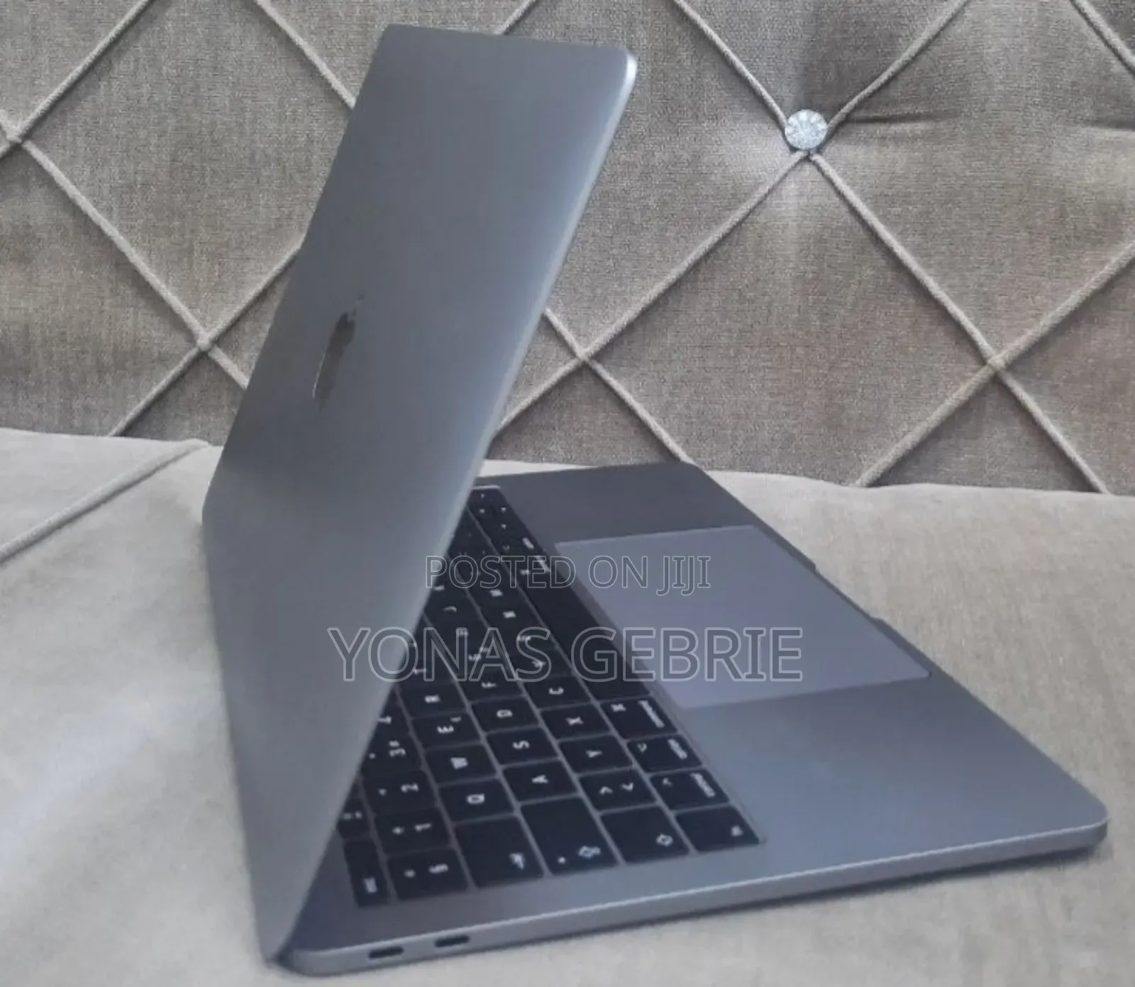 New Laptop Apple MacBook 16GB Intel Core i5 SSD 512GB