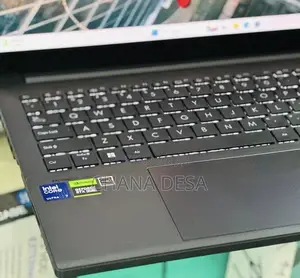New Laptop Asus 16GB Intel Core Ultra 7 SSD 512GB