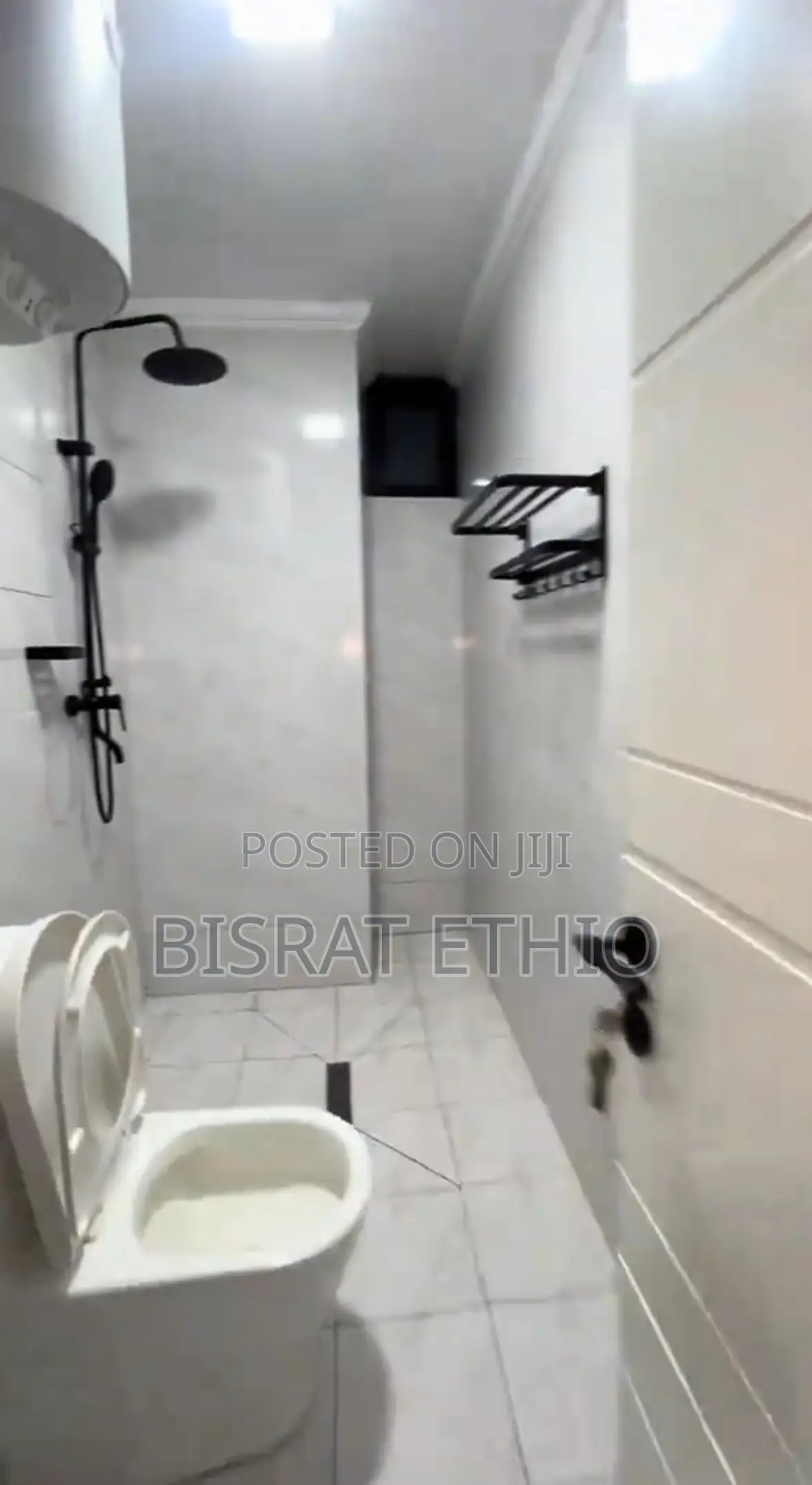 3bdrm Apartment in መገናኛ አምቼ, Bole for sale