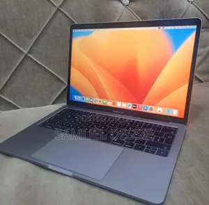New Laptop Apple MacBook Pro 2017 16GB Intel Core i5 SSD 512GB