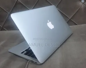 Laptop Apple MacBook Air 2015 4GB Intel Core i5 SSD 256GB