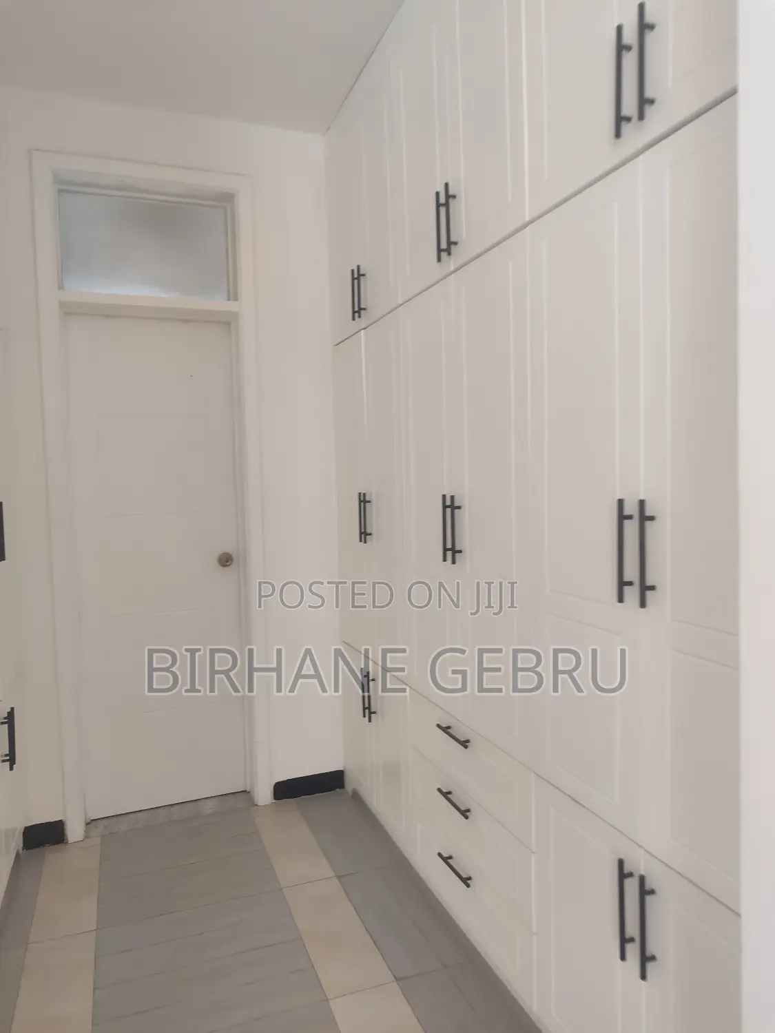 5bdrm House in G+3 House, Bole for rent