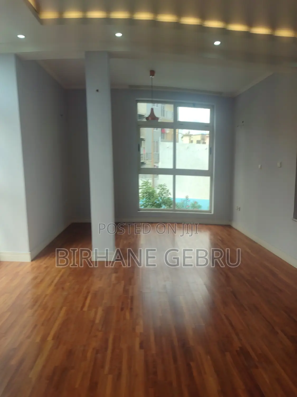 5bdrm House in G+3 House, Bole for rent