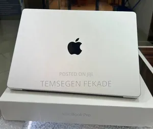 New Laptop Apple MacBook Air 2024 M3 15-inch 24GB Apple M3 SSD 512GB