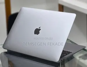 New Laptop Apple MacBook Air 2020 M1 16GB Apple M1 SSD 256GB